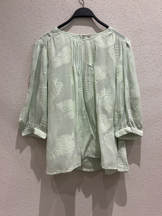 RK Top 0015